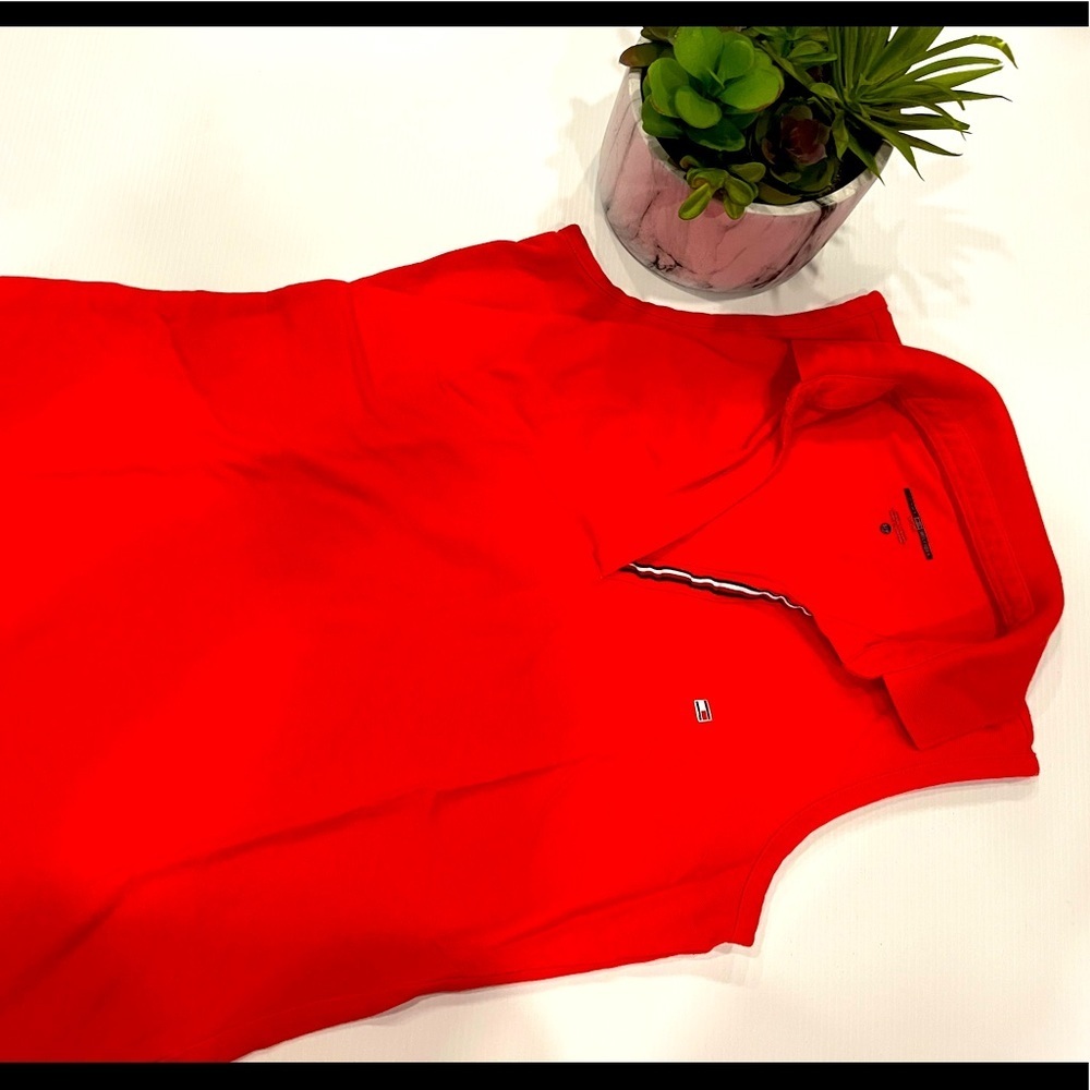 T50- Tommy Hilfiger Red Tank Top Size S